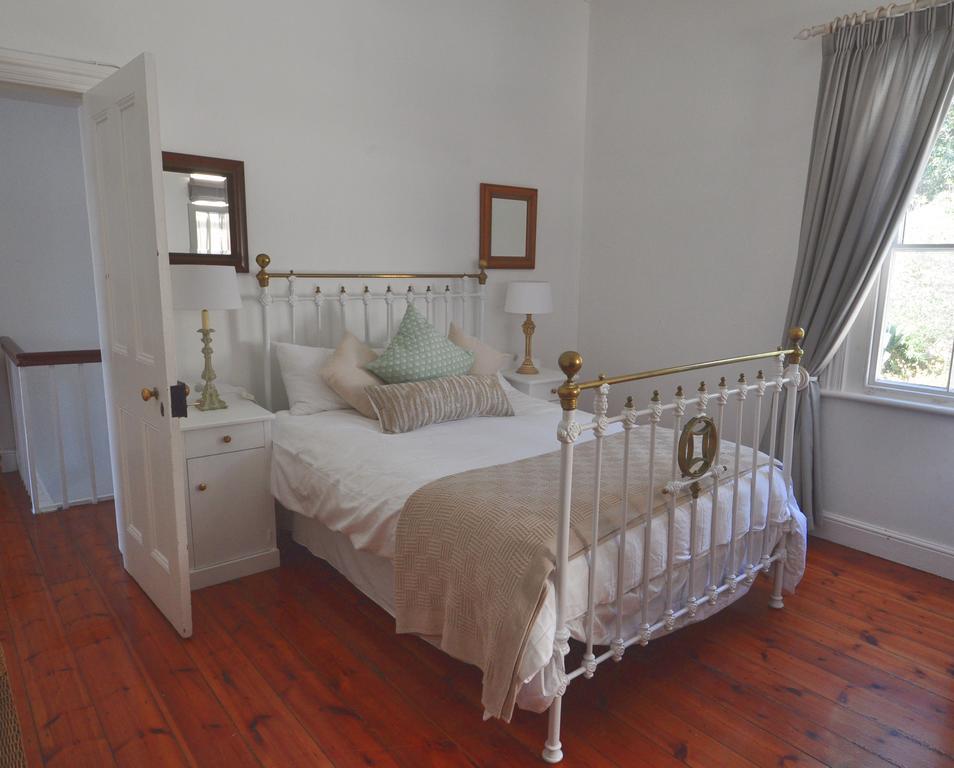 Edwardian Town House Villa ไซมอนส์ทาวน์ ภายนอก รูปภาพ